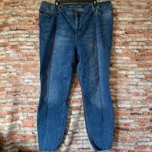 Old Navy Rockstar Mid-Rise Raw Hem Jeans 26 Long